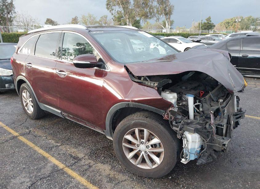 2018 Kia Sorento 2.4L LX (VIN 5XYPG4A37JG364163) main photo