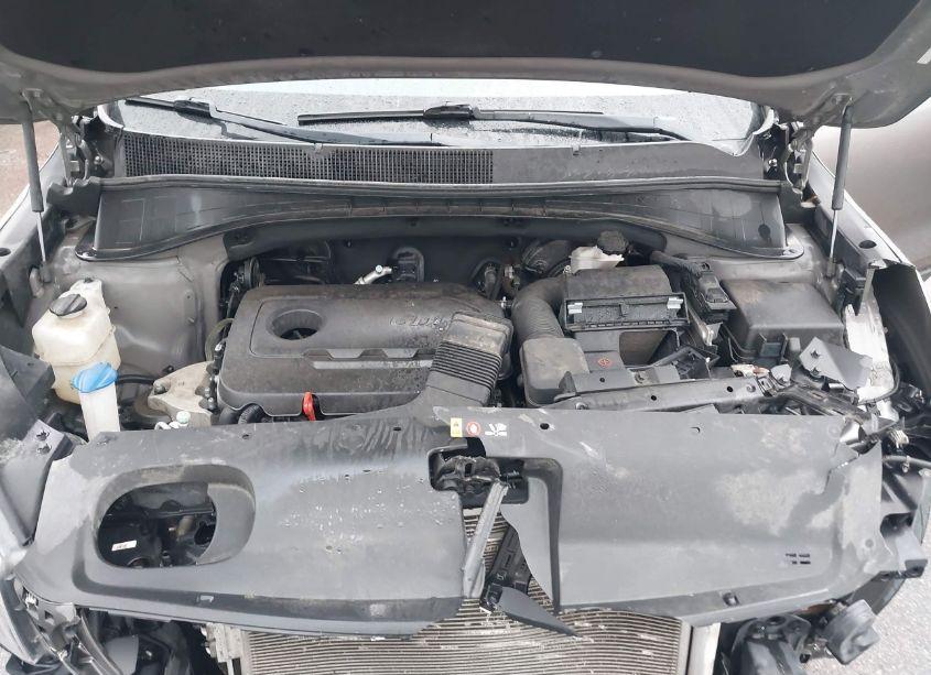 Photo 10 of 2018 Kia Sorento 2.4L L (VIN 5XYPG4A37JG407187)