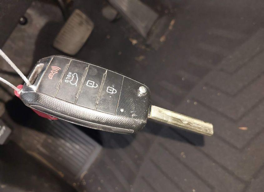 Photo 11 of 2018 Kia Sorento 2.4L L (VIN 5XYPG4A37JG407187)