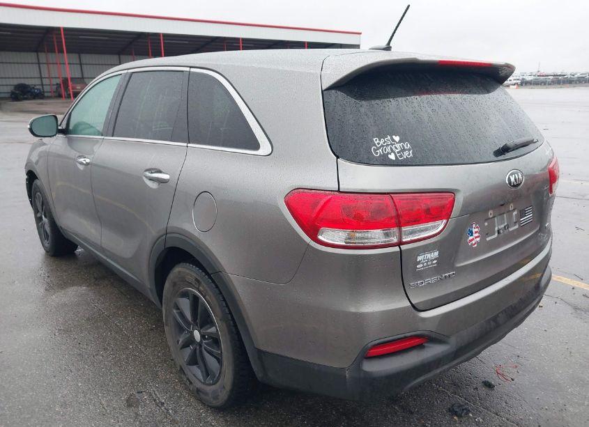 Photo 3 of 2018 Kia Sorento 2.4L L (VIN 5XYPG4A37JG407187)