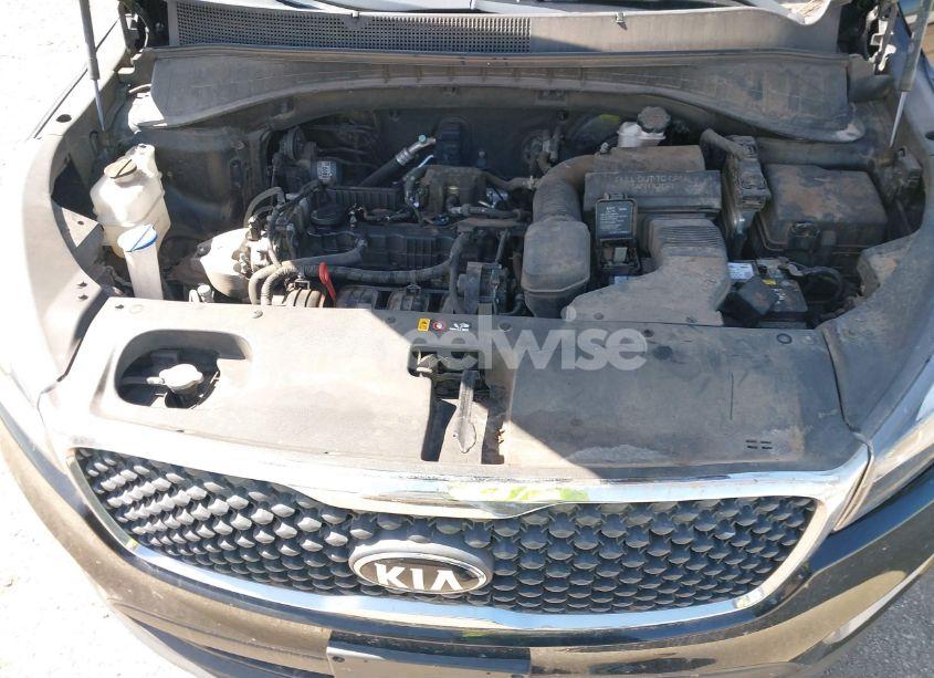 Photo 10 of 2018 Kia Sorento 2.4L L (VIN 5XYPG4A37JG431134)