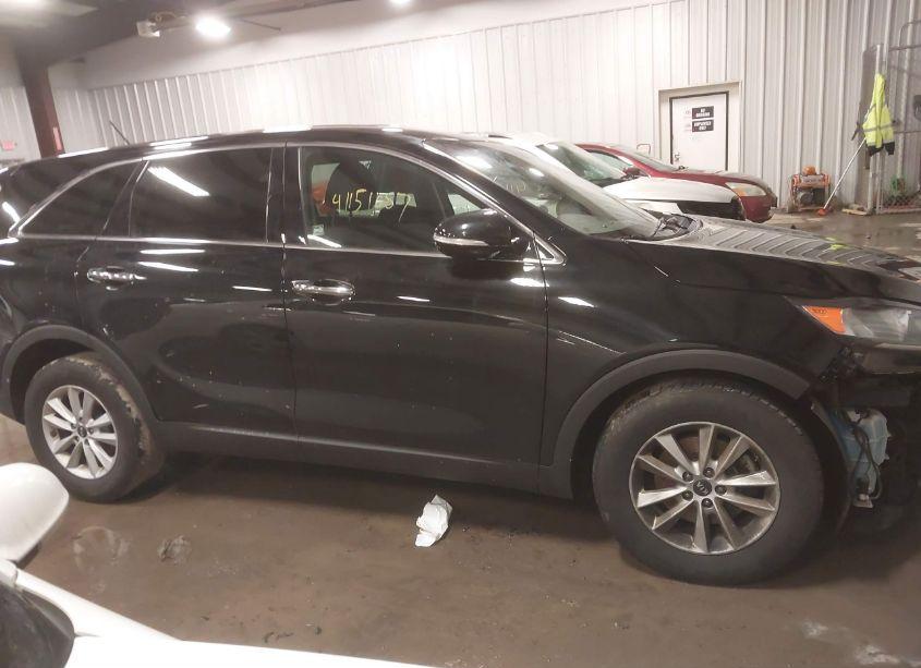Photo 14 of 2019 Kia Sorento 2.4L L (VIN 5XYPG4A37KG523037)
