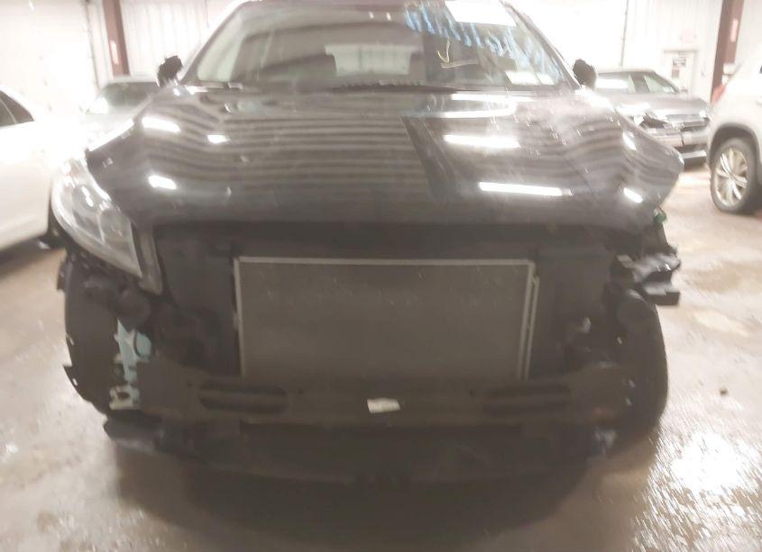 Photo 6 of 2019 Kia Sorento 2.4L L (VIN 5XYPG4A37KG523037)