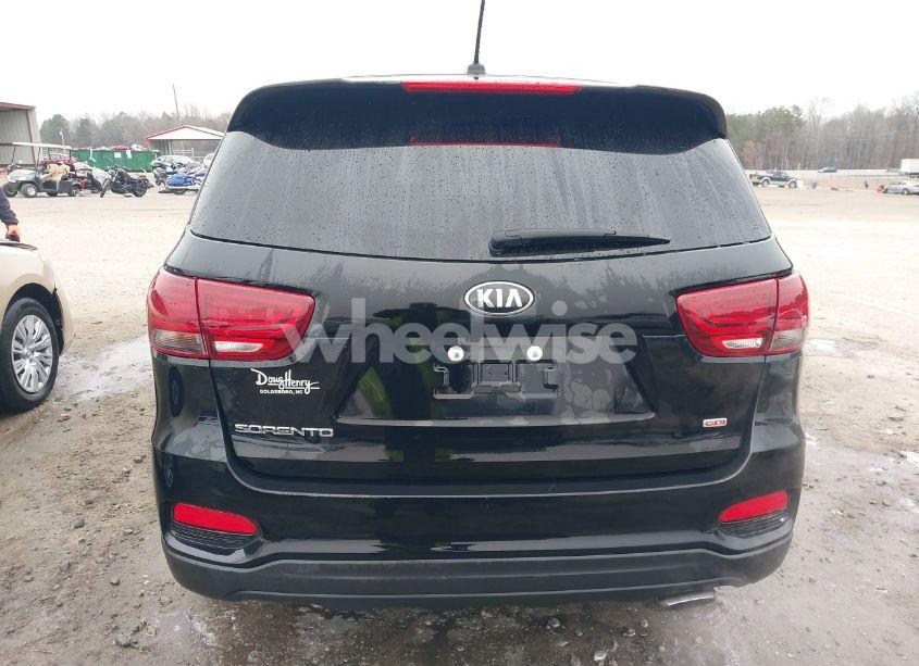 Photo 16 of 2019 Kia Sorento 2.4L LX (VIN 5XYPG4A37KG533115)