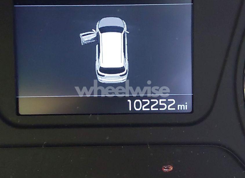 Photo 16 of 2019 Kia Sorento 2.4L LX (VIN 5XYPG4A37KG554093)