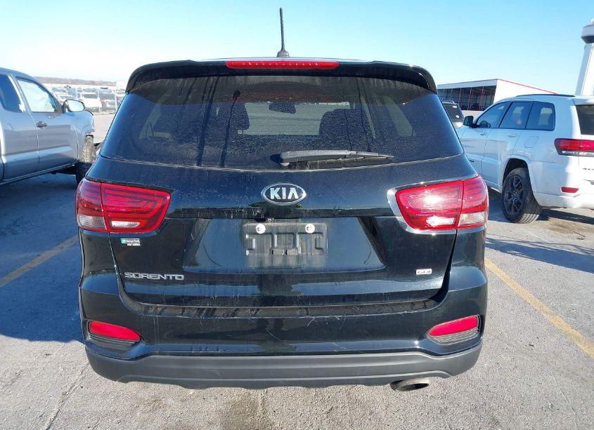 Photo 16 of 2019 Kia Sorento 2.4L L (VIN 5XYPG4A37KG588566)