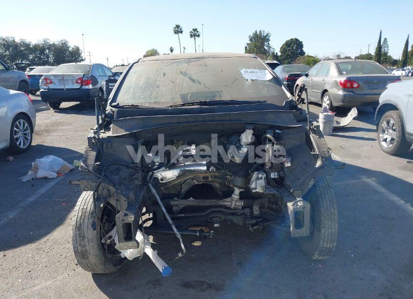 Photo 6 of 2020 Kia Sorento 2.4L L (VIN 5XYPG4A37LG657046)