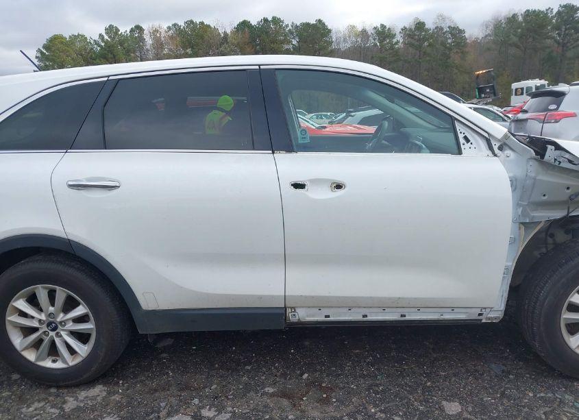 Photo 14 of 2020 Kia Sorento 2.4L L (VIN 5XYPG4A37LG675417)
