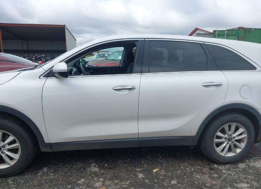 Photo 15 of 2020 Kia Sorento 2.4L L (VIN 5XYPG4A37LG675417)