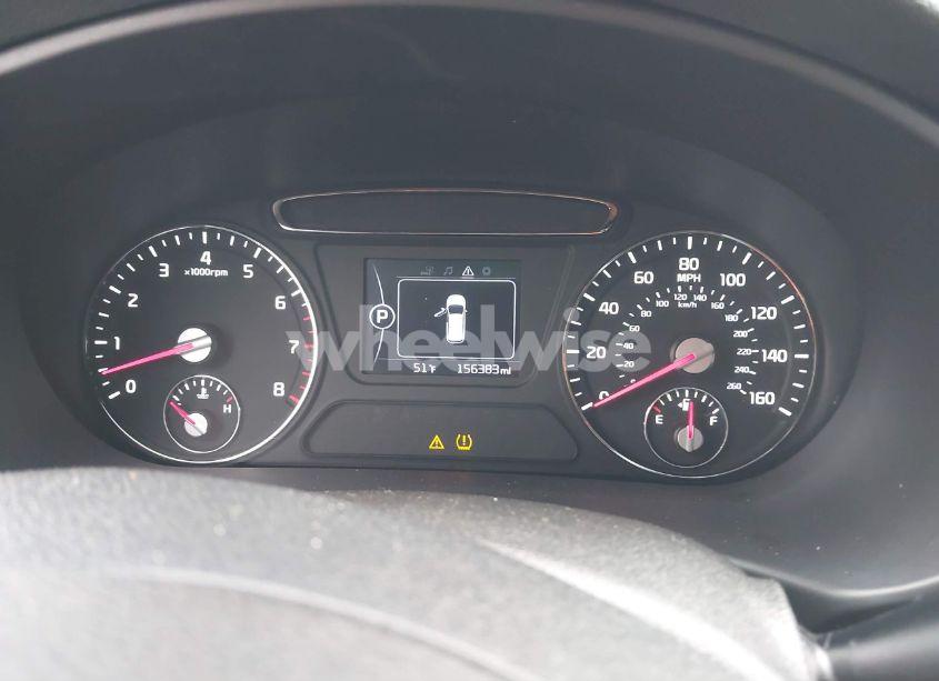 Photo 7 of 2016 Kia Sorento 2.4L LX (VIN 5XYPG4A38GG035982)