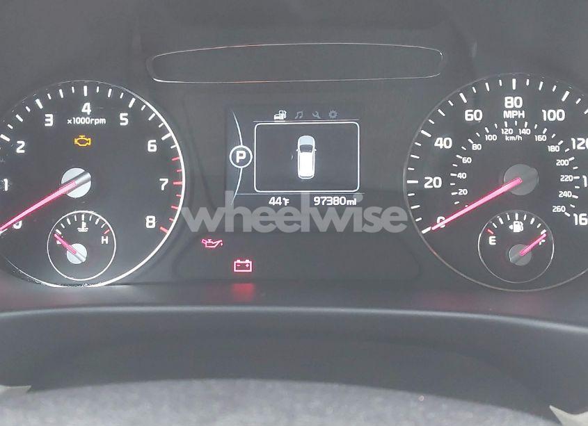 Photo 7 of 2016 Kia Sorento 2.4L LX (VIN 5XYPG4A38GG037845)