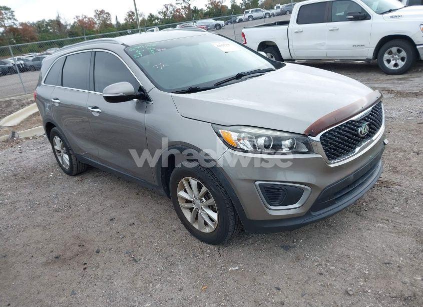 2016 Kia Sorento 2.4L LX (VIN 5XYPG4A38GG050224) main photo
