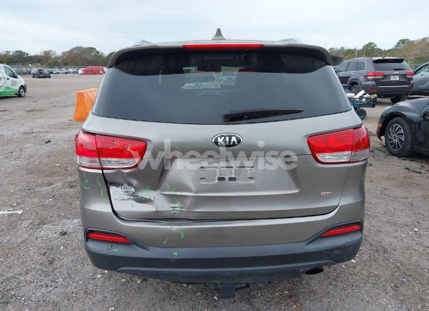 Photo 16 of 2016 Kia Sorento 2.4L LX (VIN 5XYPG4A38GG050224)