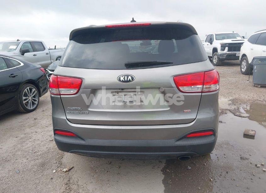 Photo 16 of 2016 Kia Sorento 2.4L LX (VIN 5XYPG4A38GG080968)