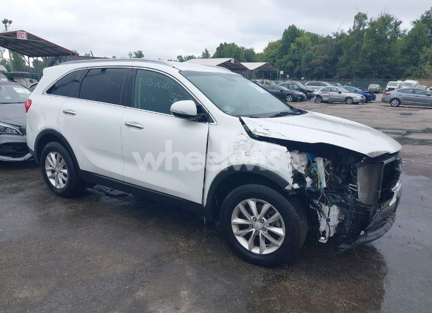2016 Kia Sorento 2.4L LX (VIN 5XYPG4A38GG117923) main photo
