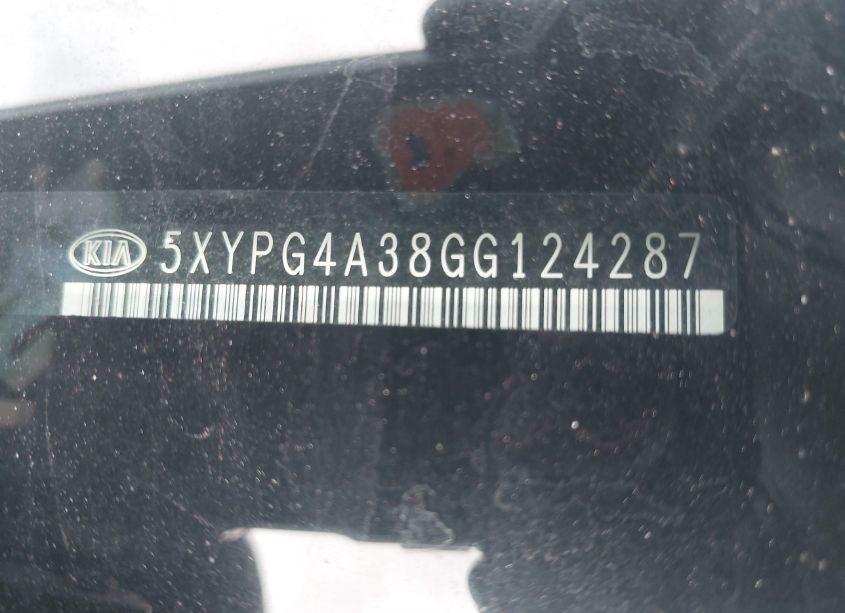 Photo 9 of 2016 Kia Sorento 2.4L L (VIN 5XYPG4A38GG124287)