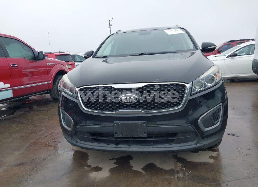 Photo 12 of 2016 Kia Sorento 2.4L LX (VIN 5XYPG4A38GG146256)