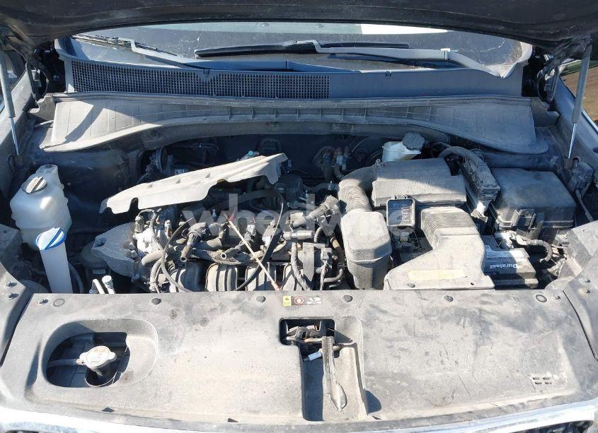 Photo 10 of 2017 Kia Sorento 2.4L LX (VIN 5XYPG4A38HG191151)