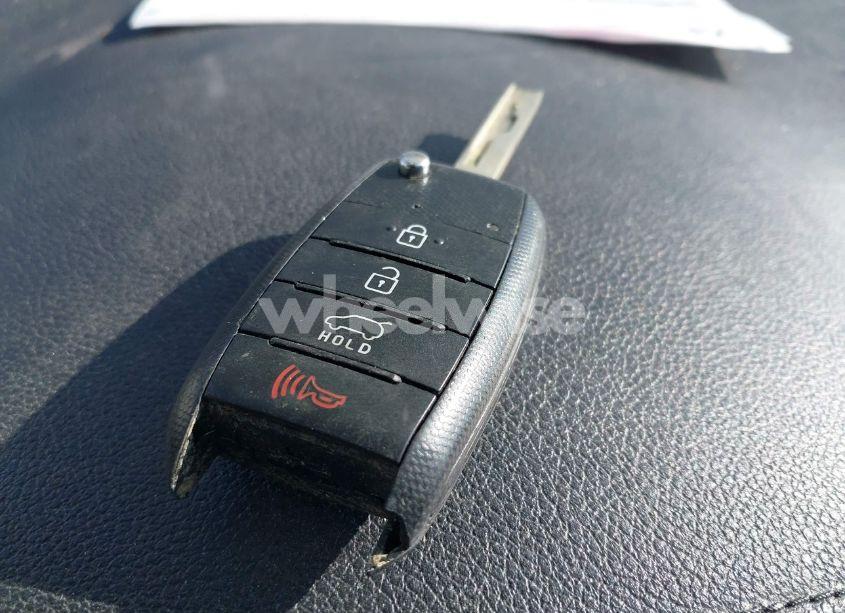 Photo 11 of 2017 Kia Sorento 2.4L LX (VIN 5XYPG4A38HG191151)