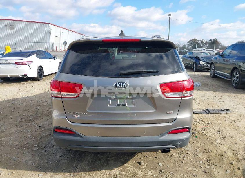 Photo 16 of 2017 Kia Sorento 2.4L LX (VIN 5XYPG4A38HG195524)
