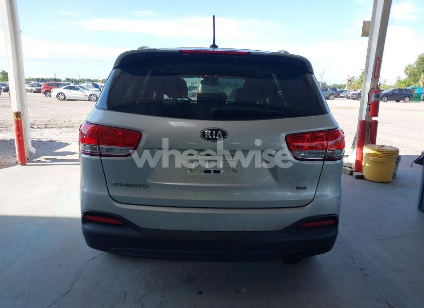 Photo 16 of 2017 Kia Sorento 2.4L LX (VIN 5XYPG4A38HG208191)