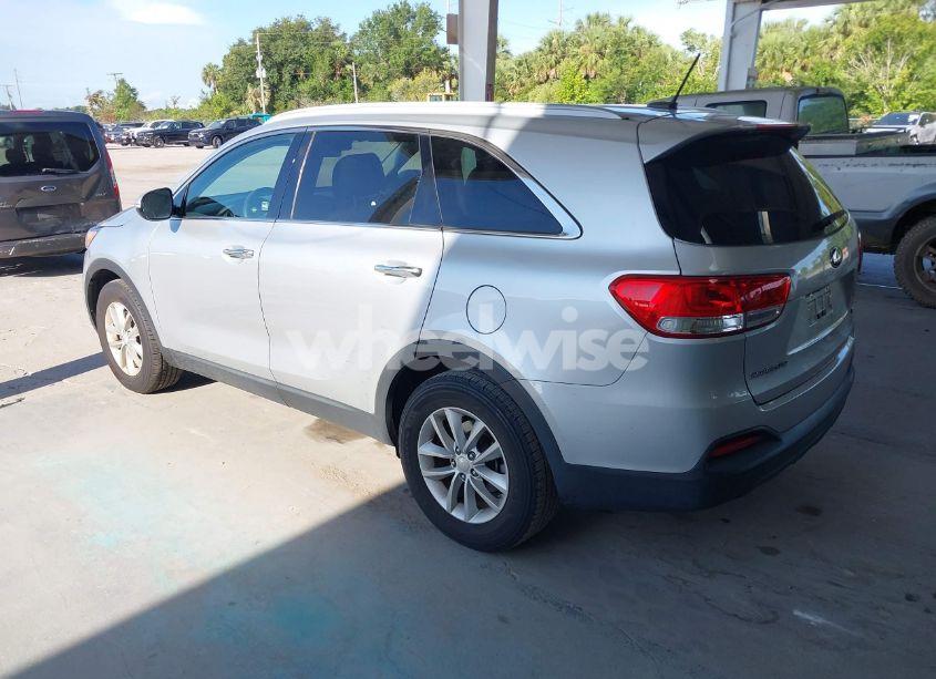 Photo 3 of 2017 Kia Sorento 2.4L LX (VIN 5XYPG4A38HG208191)