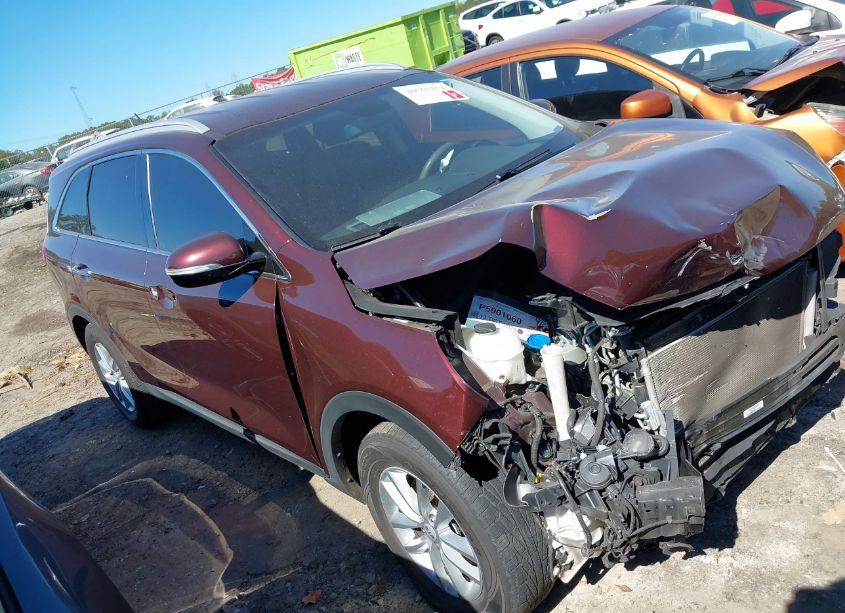 2017 Kia Sorento 2.4L LX (VIN 5XYPG4A38HG245144) main photo