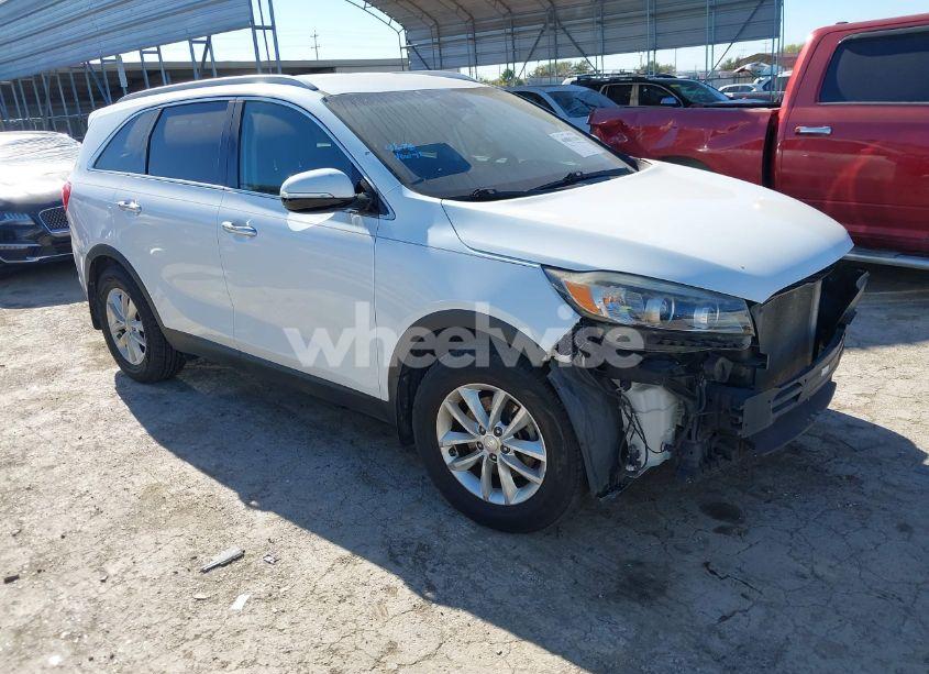 2017 Kia Sorento 2.4L LX (VIN 5XYPG4A38HG269671) main photo