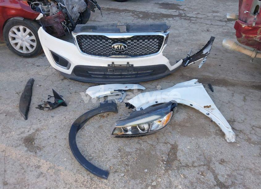 Photo 12 of 2017 Kia Sorento 2.4L LX (VIN 5XYPG4A38HG269671)