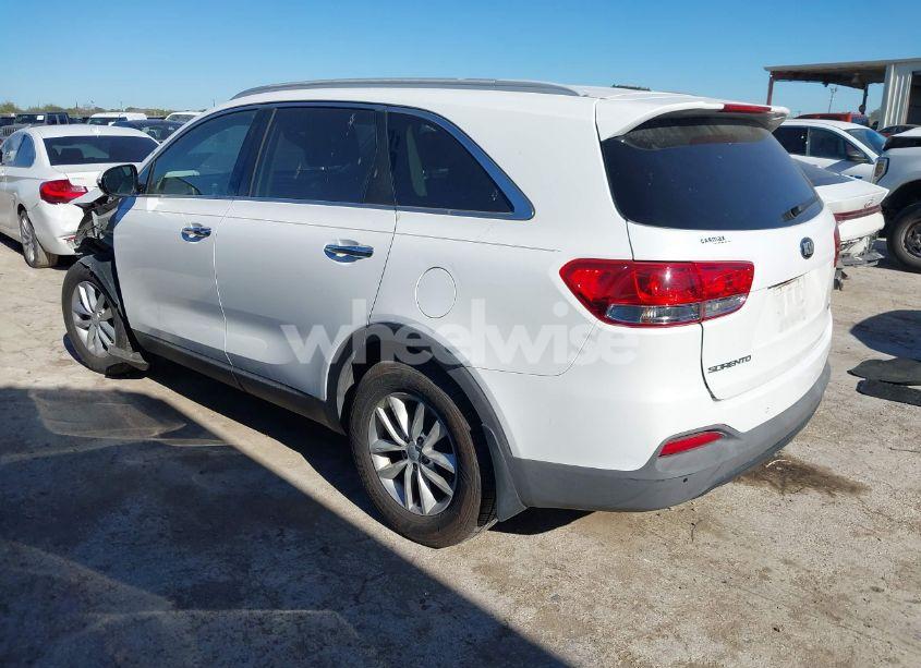 Photo 3 of 2017 Kia Sorento 2.4L LX (VIN 5XYPG4A38HG269671)