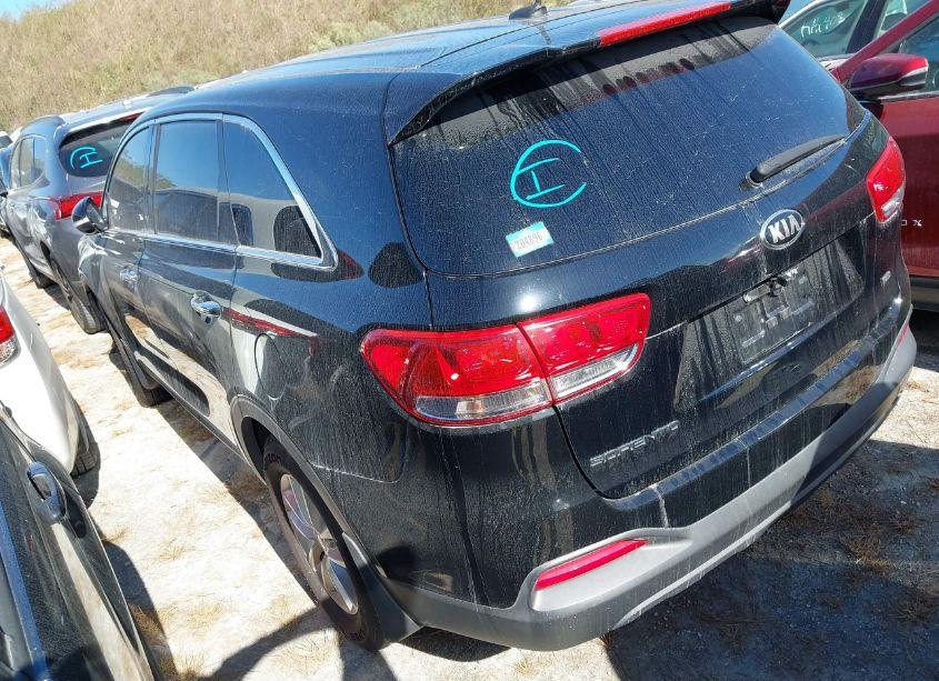 Photo 3 of 2017 Kia Sorento 2.4L L (VIN 5XYPG4A38HG284039)