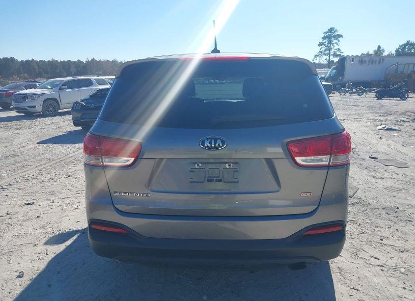 Photo 16 of 2017 Kia Sorento 2.4L L (VIN 5XYPG4A38HG328329)