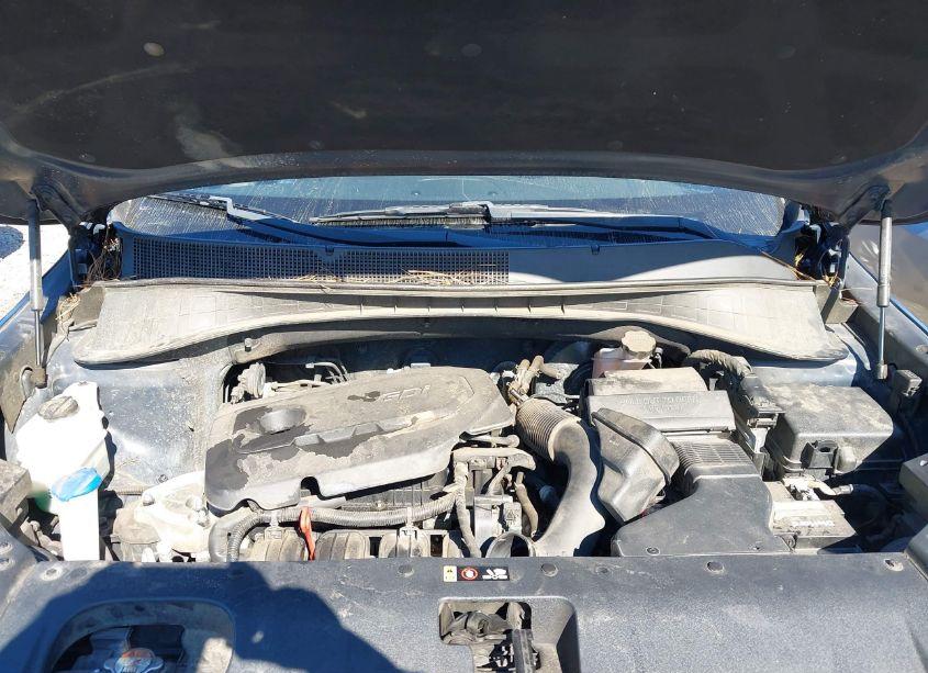 Photo 10 of 2018 Kia Sorento 2.4L LX (VIN 5XYPG4A38JG399410)