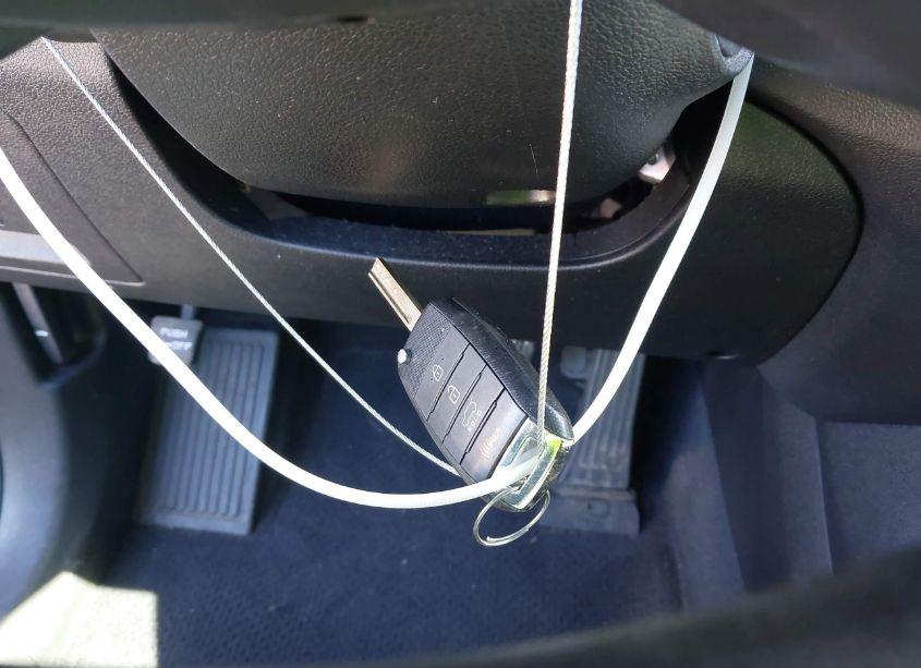 Photo 11 of 2019 Kia Sorento 2.4L LX (VIN 5XYPG4A38KG509633)