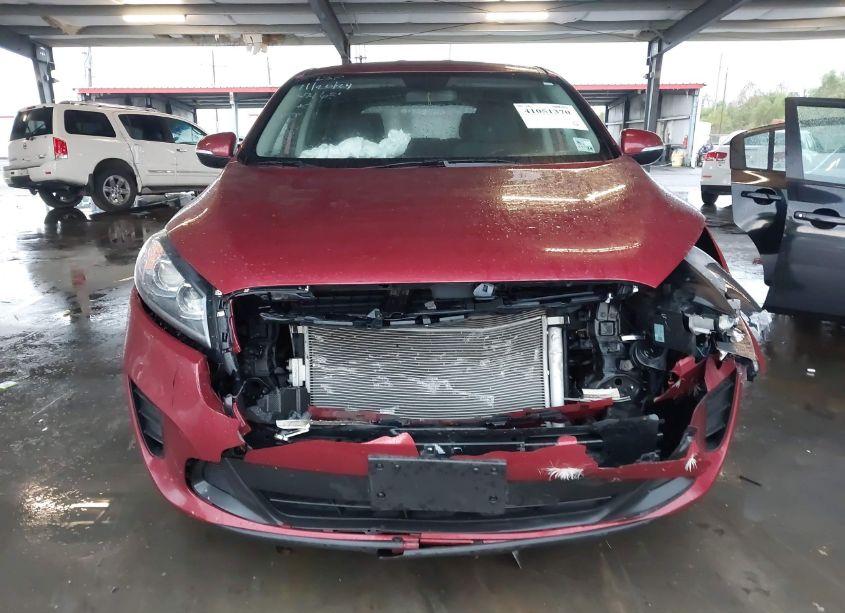 Photo 12 of 2019 Kia Sorento 2.4L LX (VIN 5XYPG4A38KG523757)