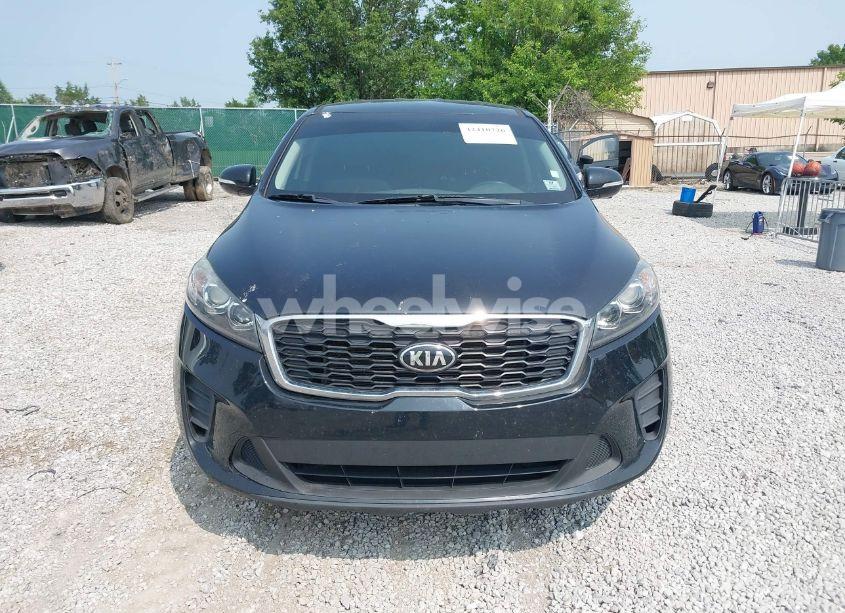 Photo 12 of 2019 Kia Sorento 2.4L L (VIN 5XYPG4A38KG540249)