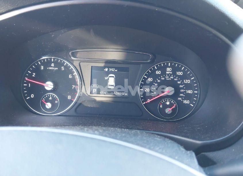 Photo 15 of 2019 Kia Sorento 2.4L L (VIN 5XYPG4A38KG564907)