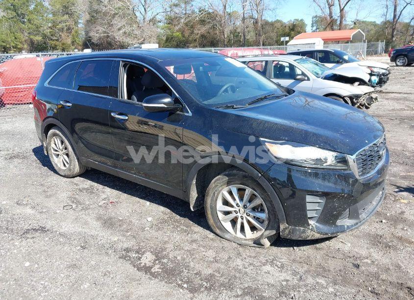 2019 Kia Sorento 2.4L L (VIN 5XYPG4A38KG595526) main photo