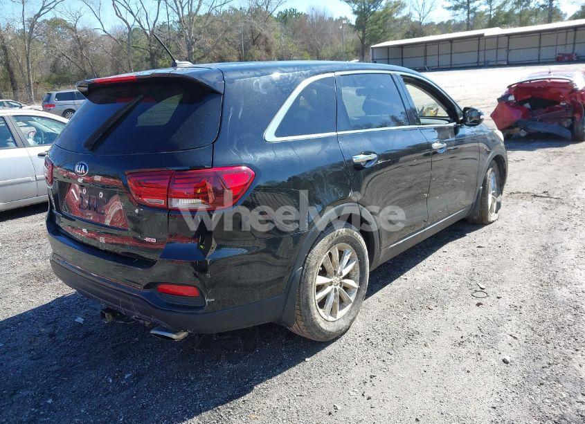 Photo 4 of 2019 Kia Sorento 2.4L L (VIN 5XYPG4A38KG595526)