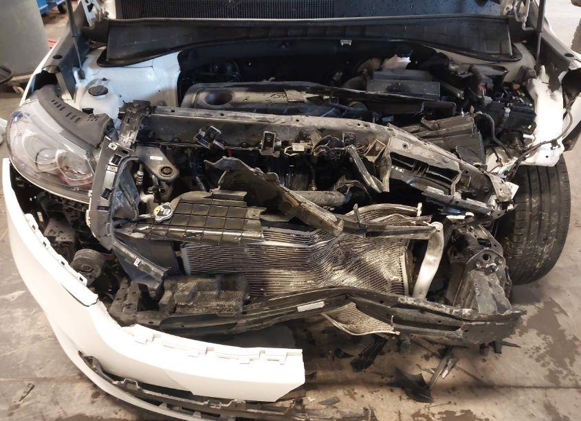 Photo 10 of 2019 Kia Sorento 2.4L L (VIN 5XYPG4A38KG611322)