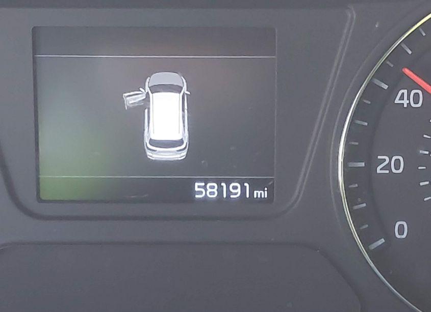 Photo 16 of 2019 Kia Sorento 2.4L L (VIN 5XYPG4A38KG611322)