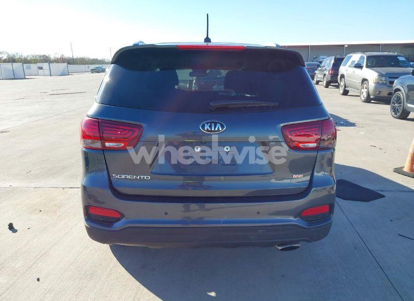 Photo 15 of 2020 Kia Sorento 2.4L LX (VIN 5XYPG4A38LG660019)
