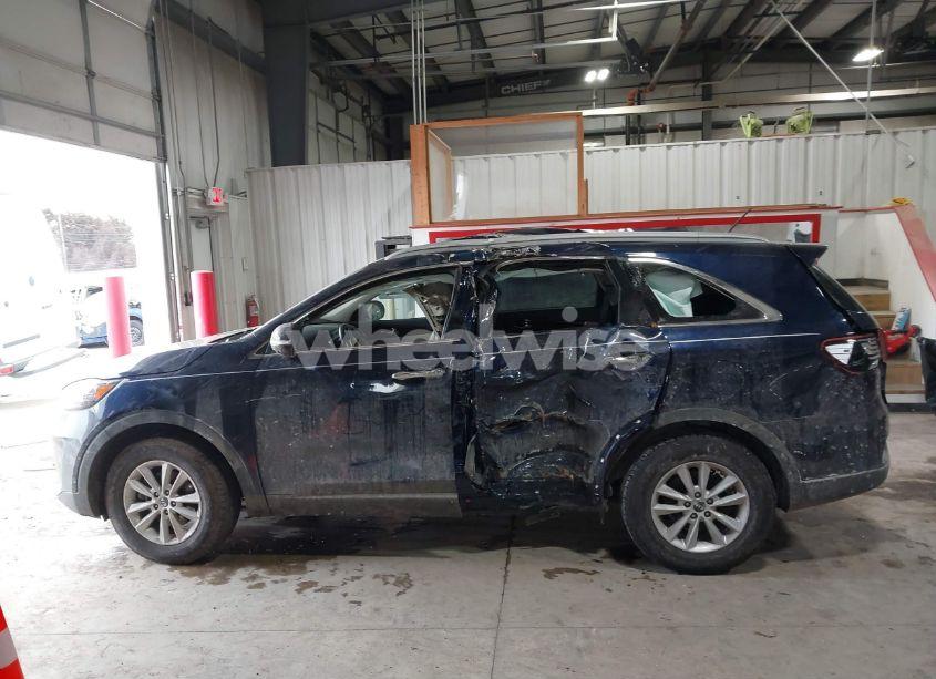Photo 13 of 2020 Kia Sorento 2.4L LX (VIN 5XYPG4A38LG693943)