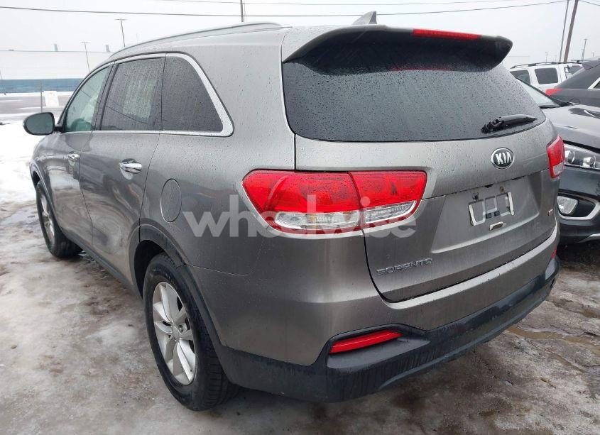 Photo 3 of 2016 Kia Sorento 2.4L LX (VIN 5XYPG4A39GG032489)