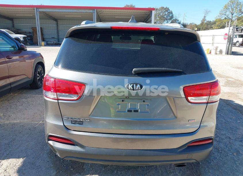 Photo 16 of 2016 Kia Sorento 2.4L LX (VIN 5XYPG4A39GG045842)