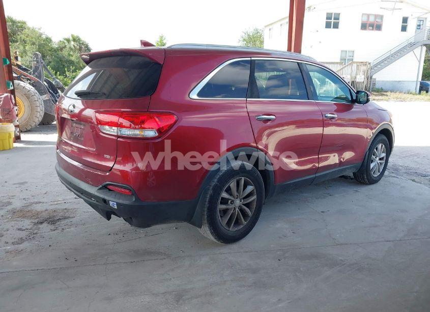 Photo 4 of 2016 Kia Sorento 2.4L LX (VIN 5XYPG4A39GG090599)