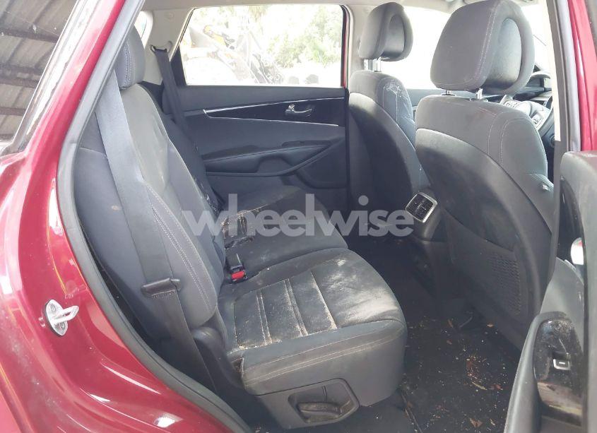 Photo 8 of 2016 Kia Sorento 2.4L LX (VIN 5XYPG4A39GG090599)