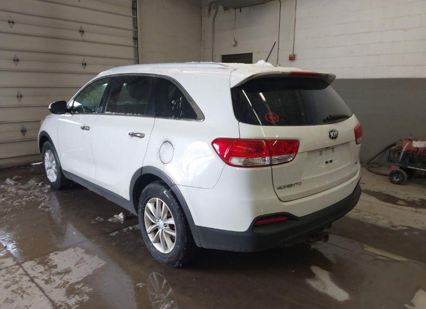 Photo 3 of 2016 Kia Sorento 2.4L LX (VIN 5XYPG4A39GG112021)