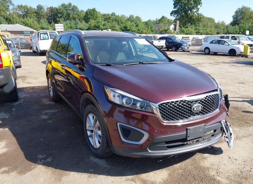 2016 Kia Sorento 2.4L LX (VIN 5XYPG4A39GG123309) main photo