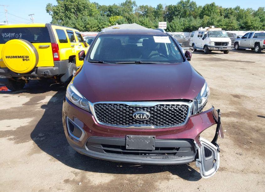 Photo 12 of 2016 Kia Sorento 2.4L LX (VIN 5XYPG4A39GG123309)